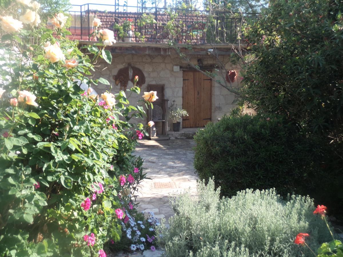 Villa Lantana stone house Lemona Esterno foto
