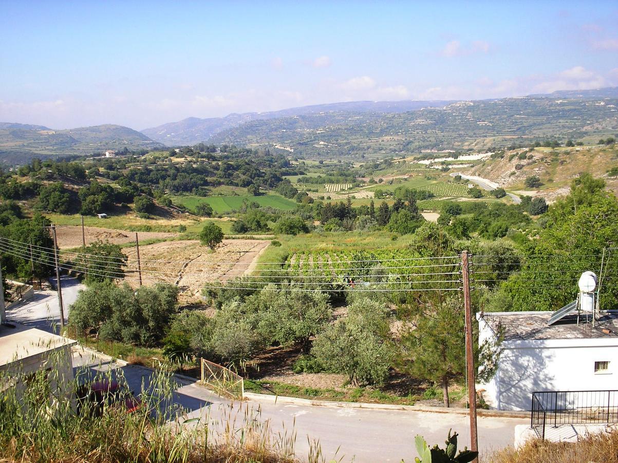 Villa Lantana stone house Lemona Esterno foto