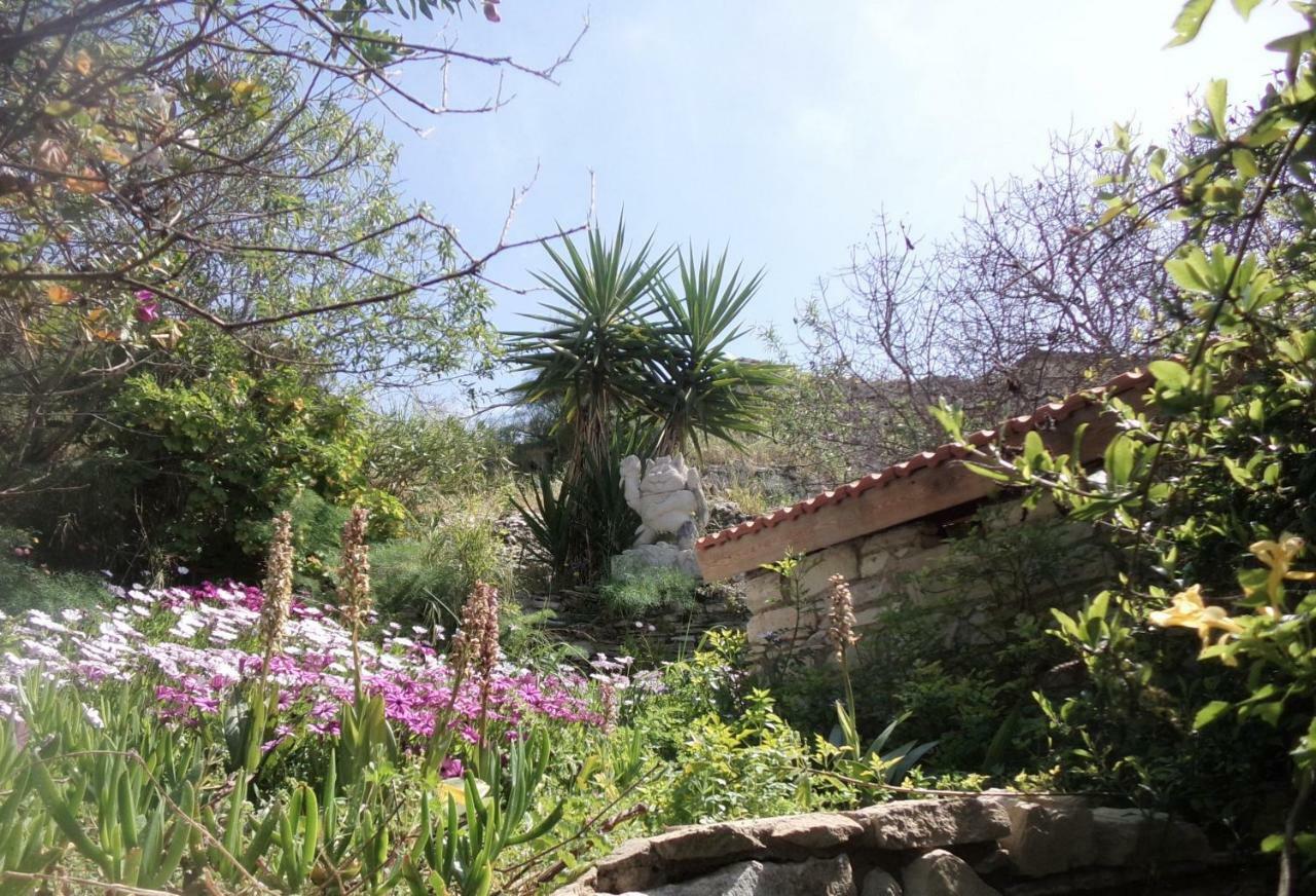 Villa Lantana stone house Lemona Esterno foto